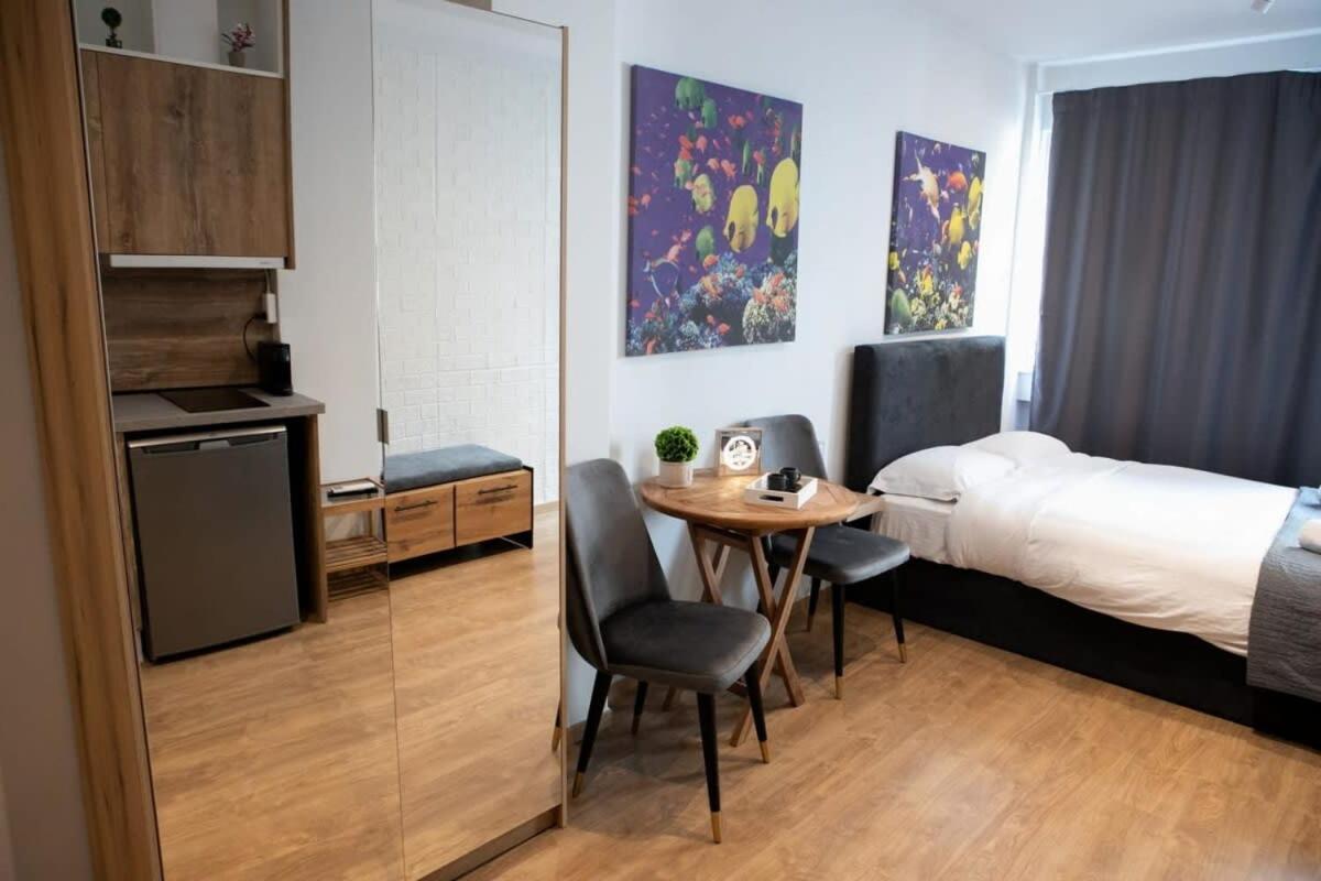 Cozy Modern Studio In Thessaloniki Appartement Buitenkant foto