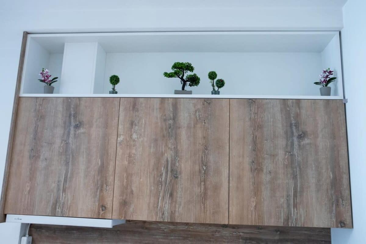 Cozy Modern Studio In Thessaloniki Appartement Buitenkant foto